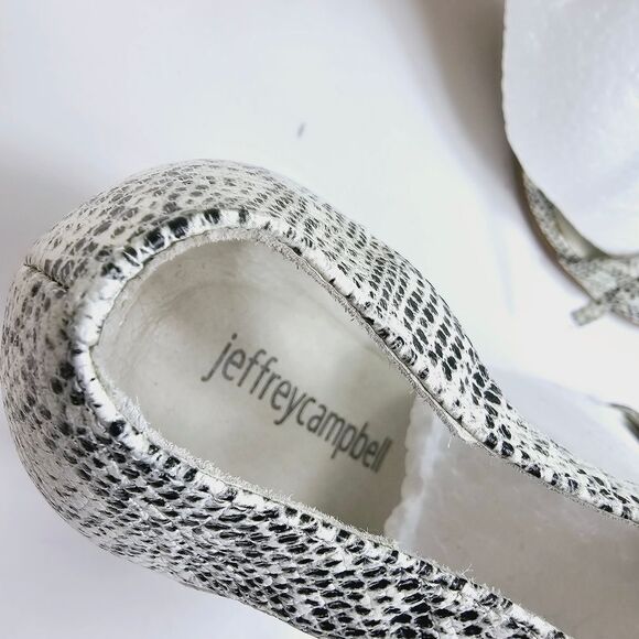 JEFFREY CAMPBELL Anthropologie Wrapped Light Grey Faux Snake Kitten Heel Size 8 - Picture 7 of 11